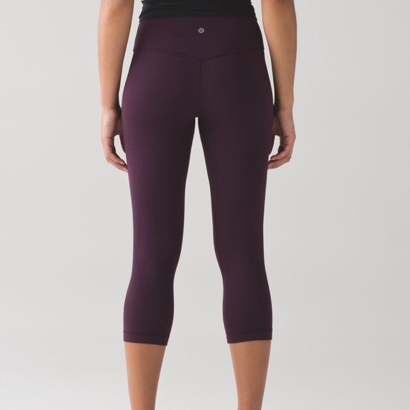 lululemon athletica Pants - Lululemon Align Crop 19”